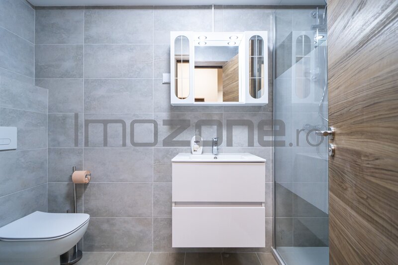 Ghencea, ap. 2 cam., mobilat, 58 mp, 9/10, parcare subterana, liber,